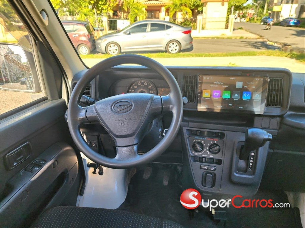 2021 Daihatsu Hijet — foto 2 / 11
