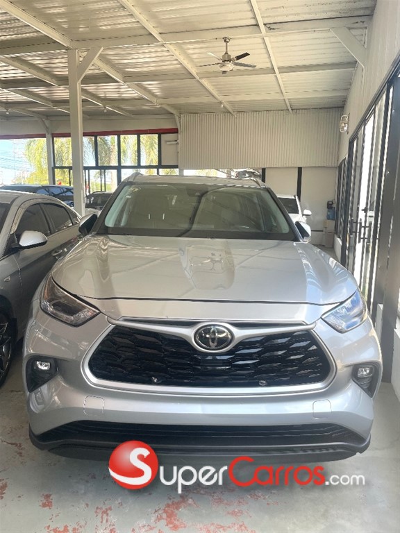 2020 Toyota Highlander XLE