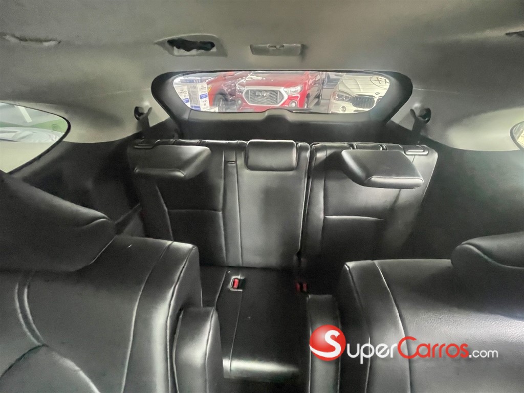 2020 Toyota Highlander XLE — foto 3 / 10