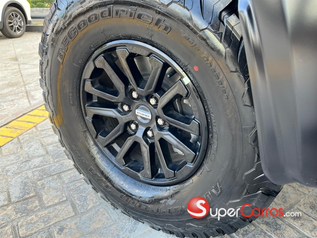 2025 Ford F 150 Raptor — foto 7 / 11