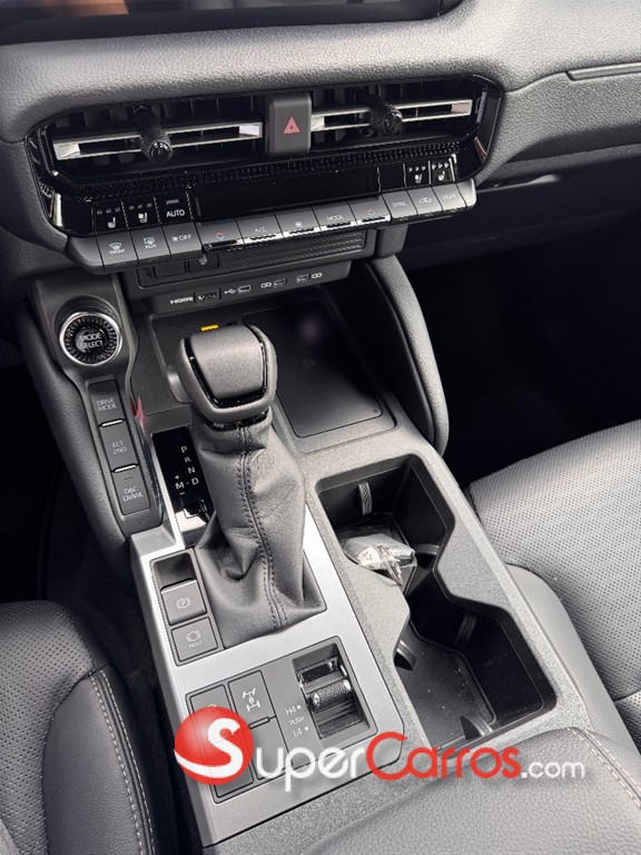 2026 Toyota Land Cruiser Prado All Rounder 02 — foto 7 / 12