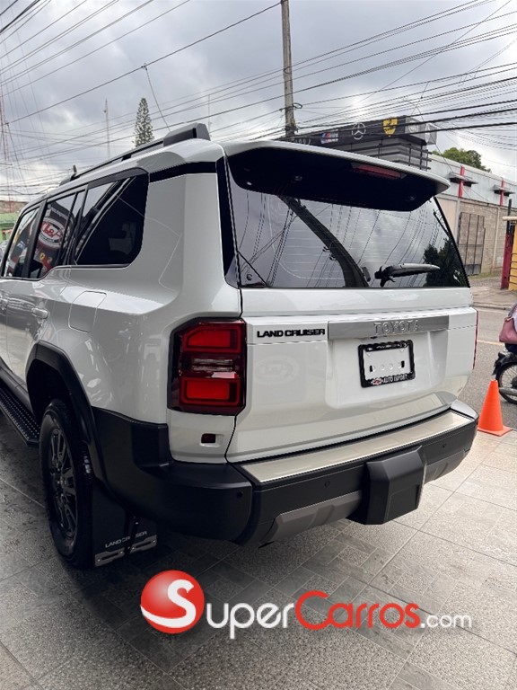 2026 Toyota Land Cruiser Prado All Rounder 02 — foto 8 / 12
