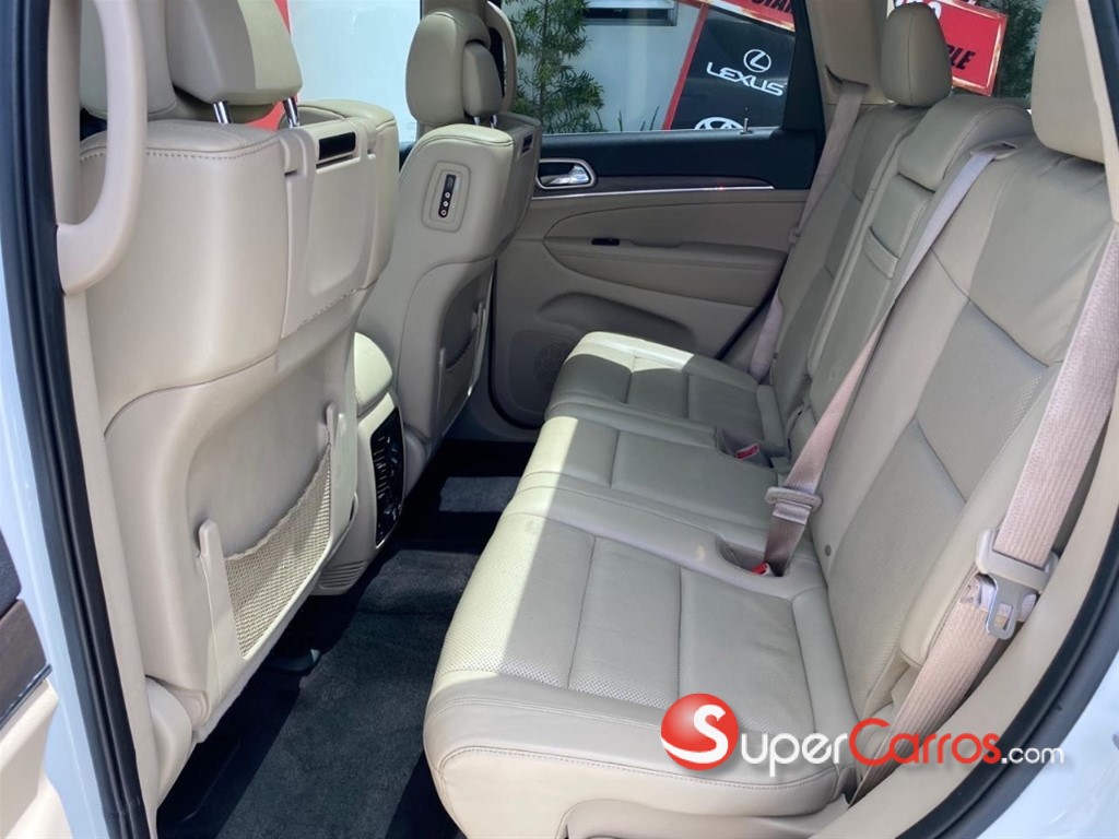 2017 Jeep Cherokee Limited — foto 10 / 12