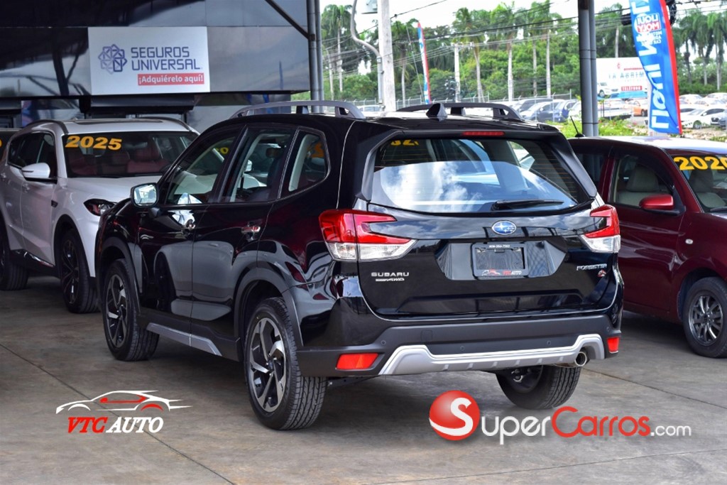 2025 Subaru Forester Limited — foto 2 / 11