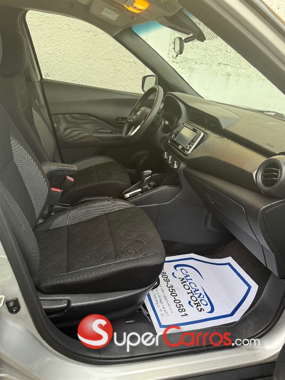 2020 Nissan Kicks — foto 4 / 6