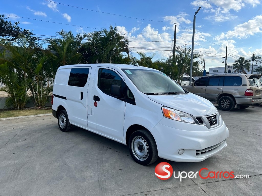 2020 Nissan NV 200 — foto 6 / 11