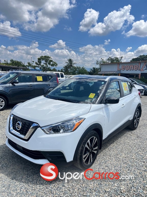 2020 Nissan Kicks SV