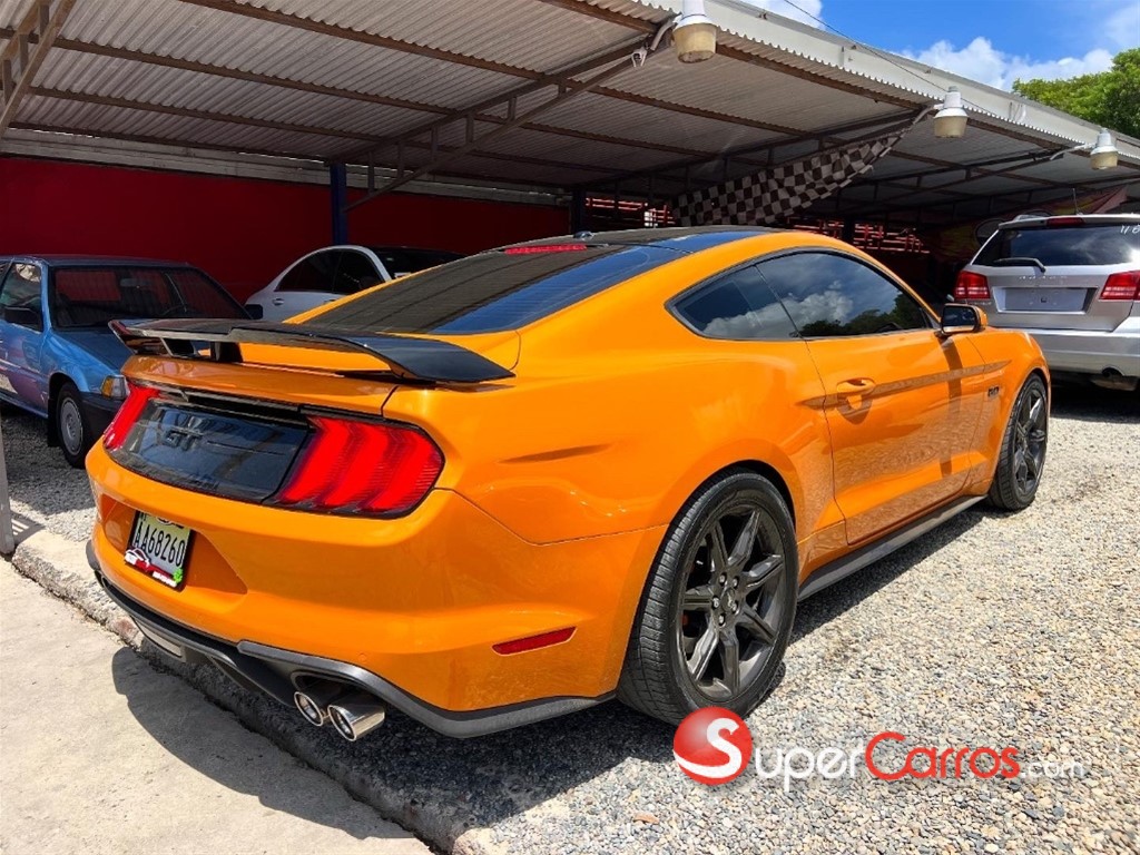 2019 Ford Mustang GT PREMIUM — foto 6 / 12