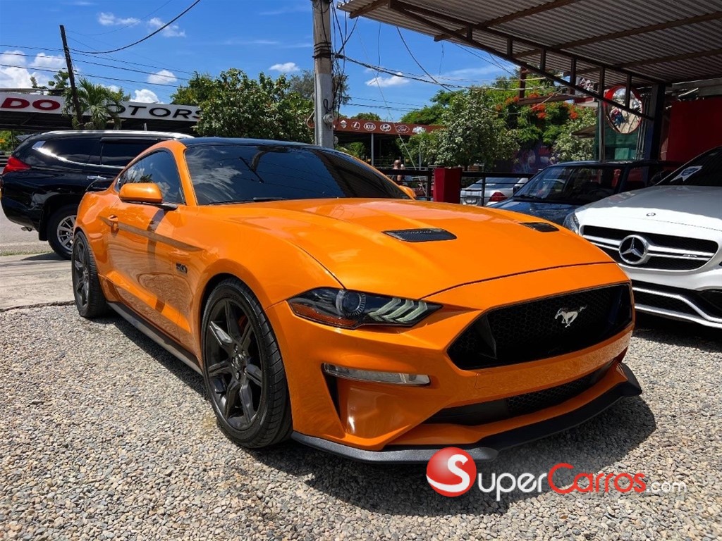 2019 Ford Mustang GT PREMIUM — foto 11 / 12