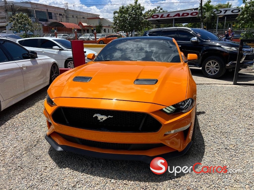 2019 Ford Mustang GT PREMIUM — foto 12 / 12