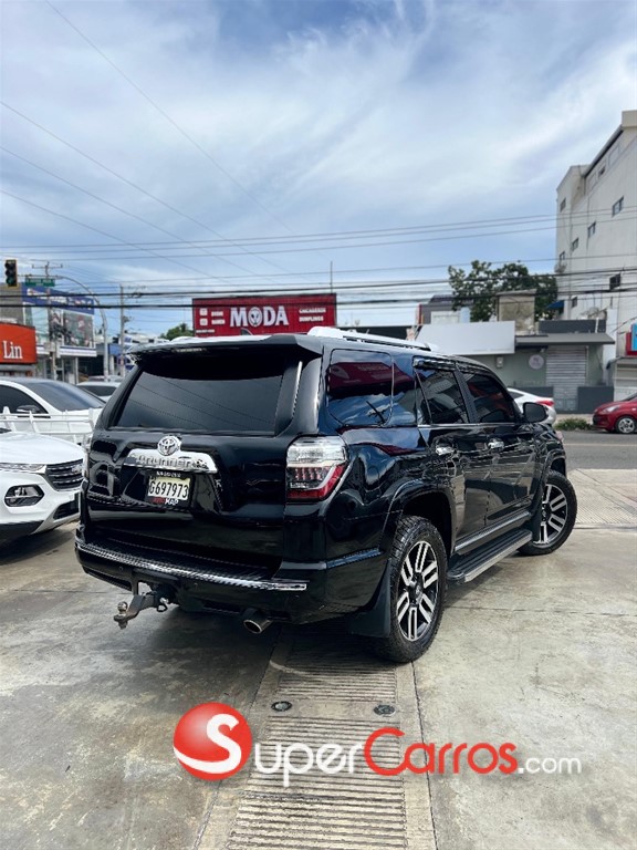 2019 Toyota 4 Runner Limited — foto 2 / 8