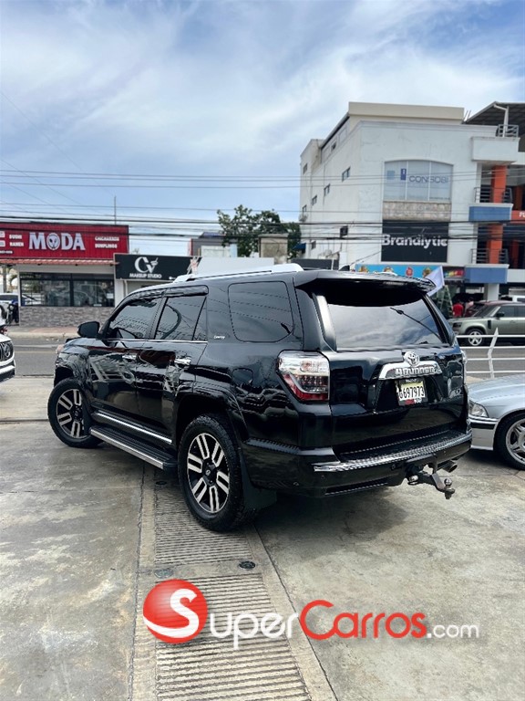 2019 Toyota 4 Runner Limited — foto 4 / 8