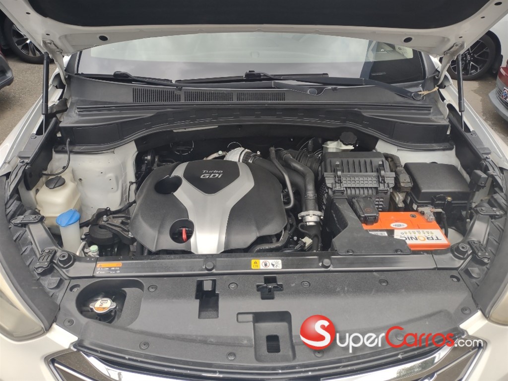 2014 Hyundai Santa Fe Sport 2.0T — foto 2 / 11