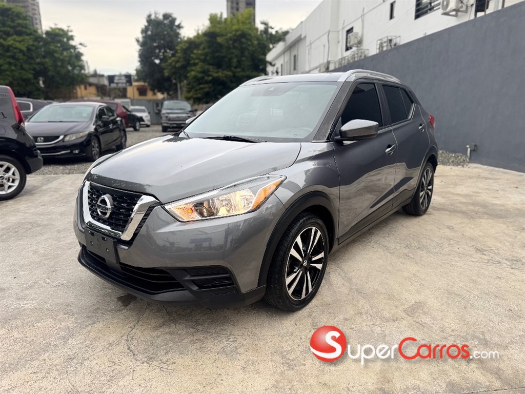 2020 Nissan Kicks SV