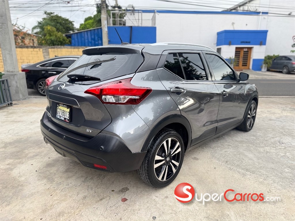2020 Nissan Kicks SV — foto 5 / 12