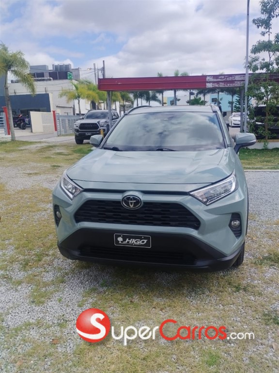 2020 Toyota RAV4 XLE