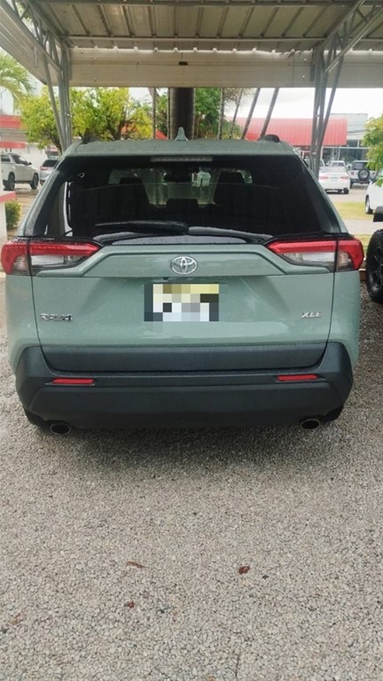 2020 Toyota RAV4 XLE — foto 5 / 7