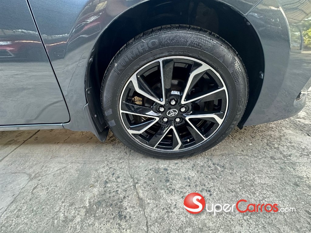 2019 Toyota Corolla LE — foto 4 / 10