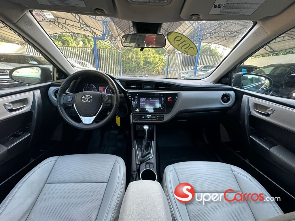 2019 Toyota Corolla LE — foto 7 / 10