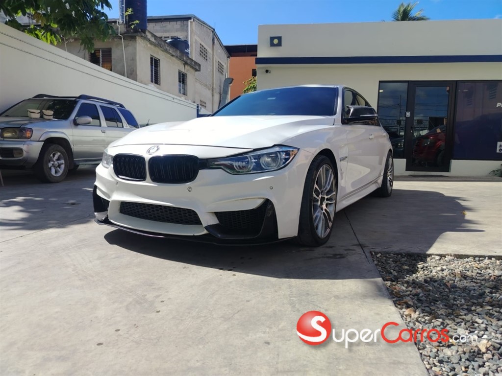 2015 BMW Serie 3 335i Sport Package