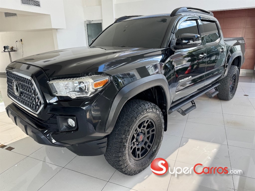 2019 Toyota Tacoma TRD OFF ROAD — foto 3 / 10