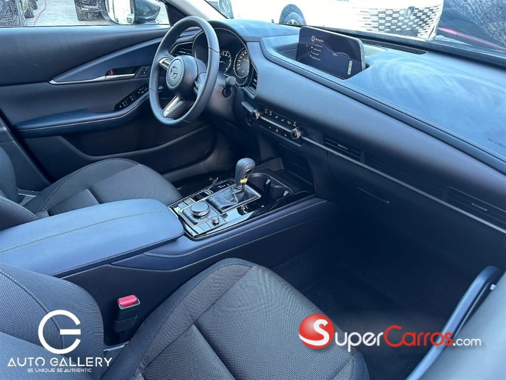 2027 Mazda CX-30 GS — foto 7 / 10