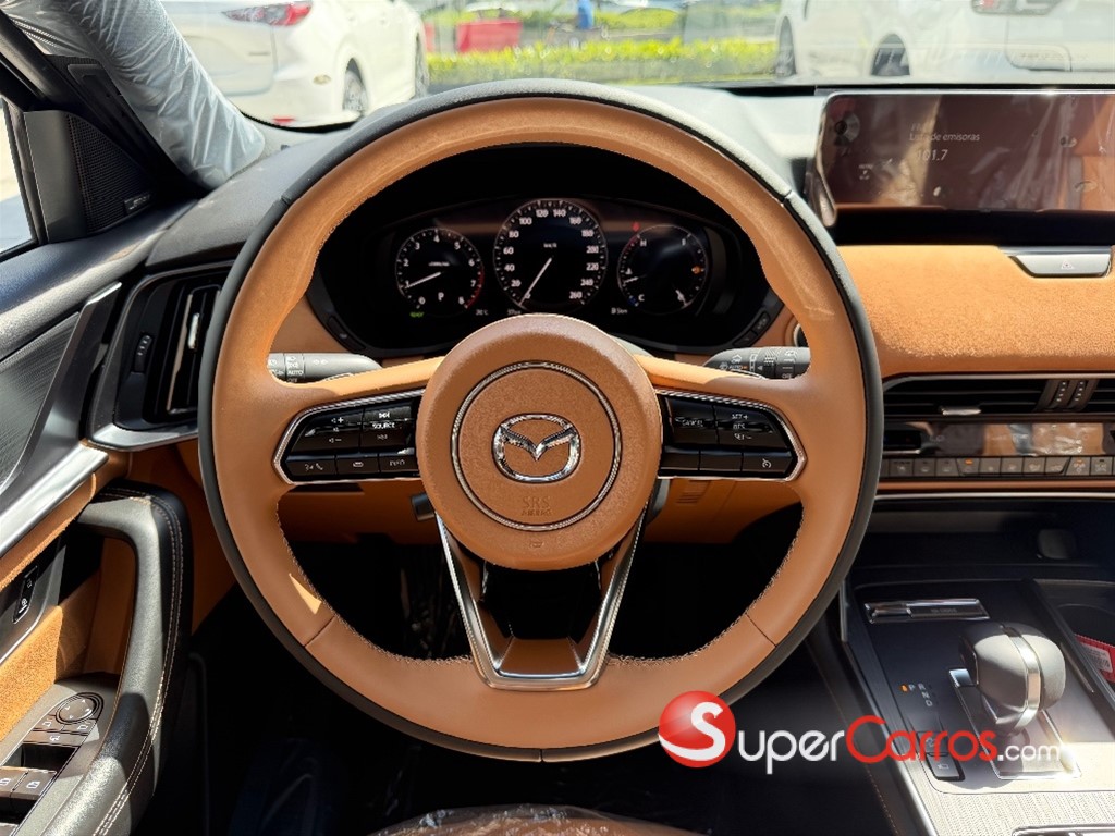 2026 Mazda CX-90 — foto 10 / 12