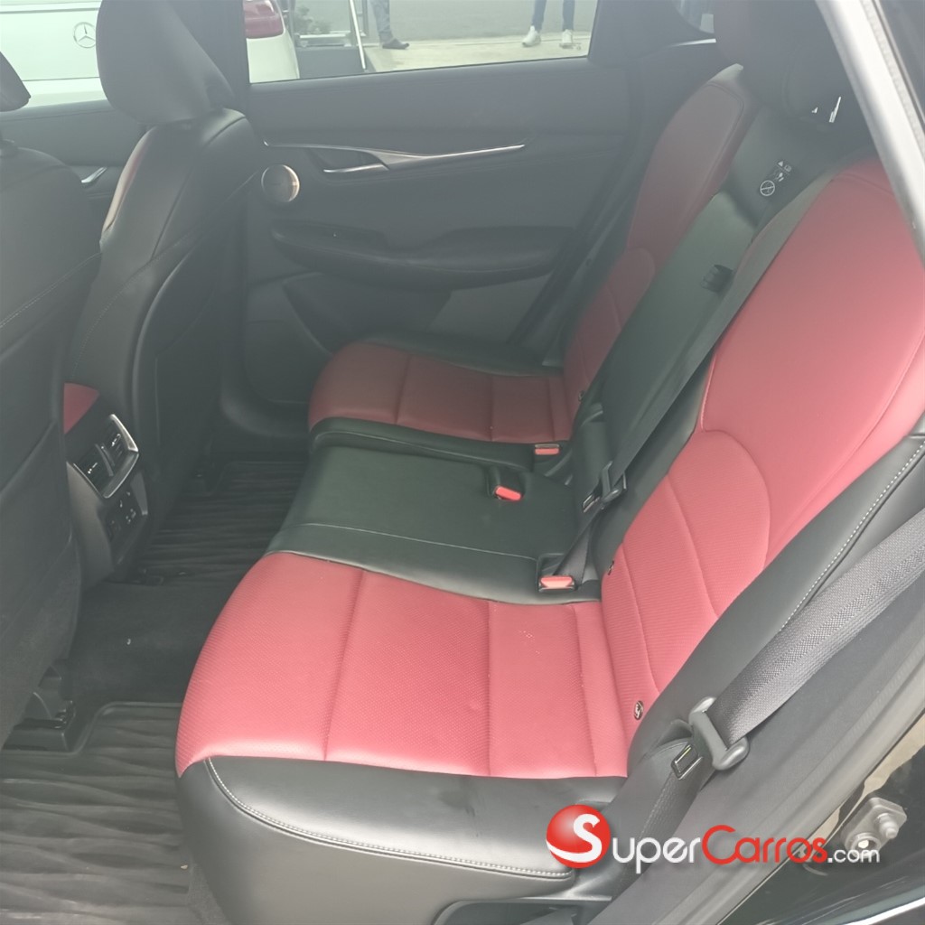 2025 Infiniti QX-55 — foto 10 / 12