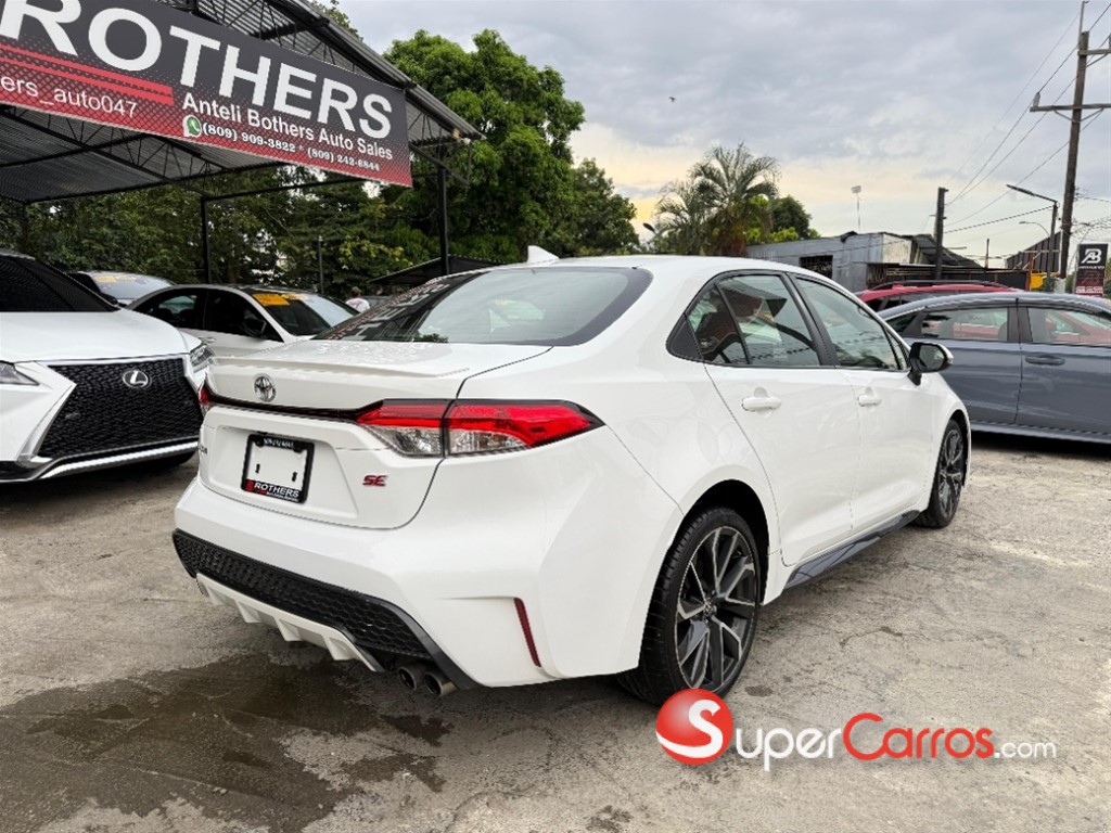 2022 Toyota Corolla SE — foto 5 / 12