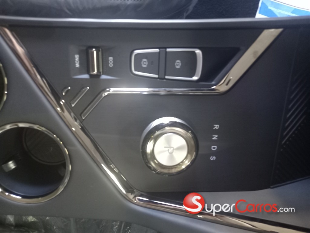 2026 Jac JS8 — foto 4 / 12