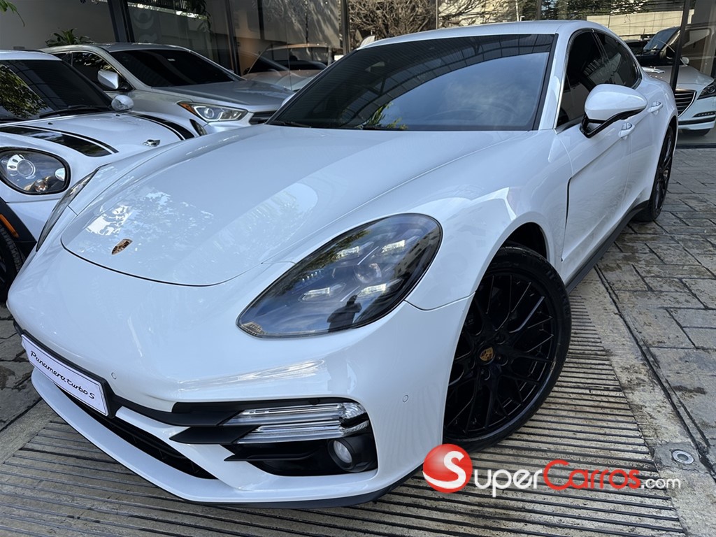 2022 Porsche Panamera Turbo S — foto 2 / 12