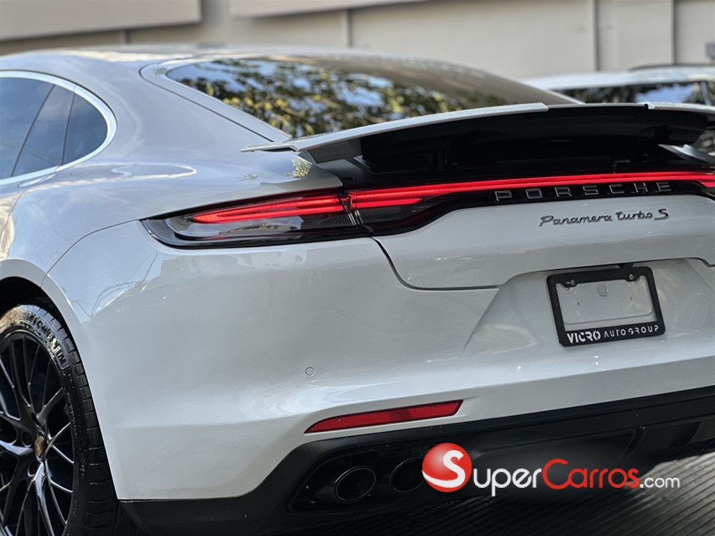 2022 Porsche Panamera Turbo S — foto 4 / 12