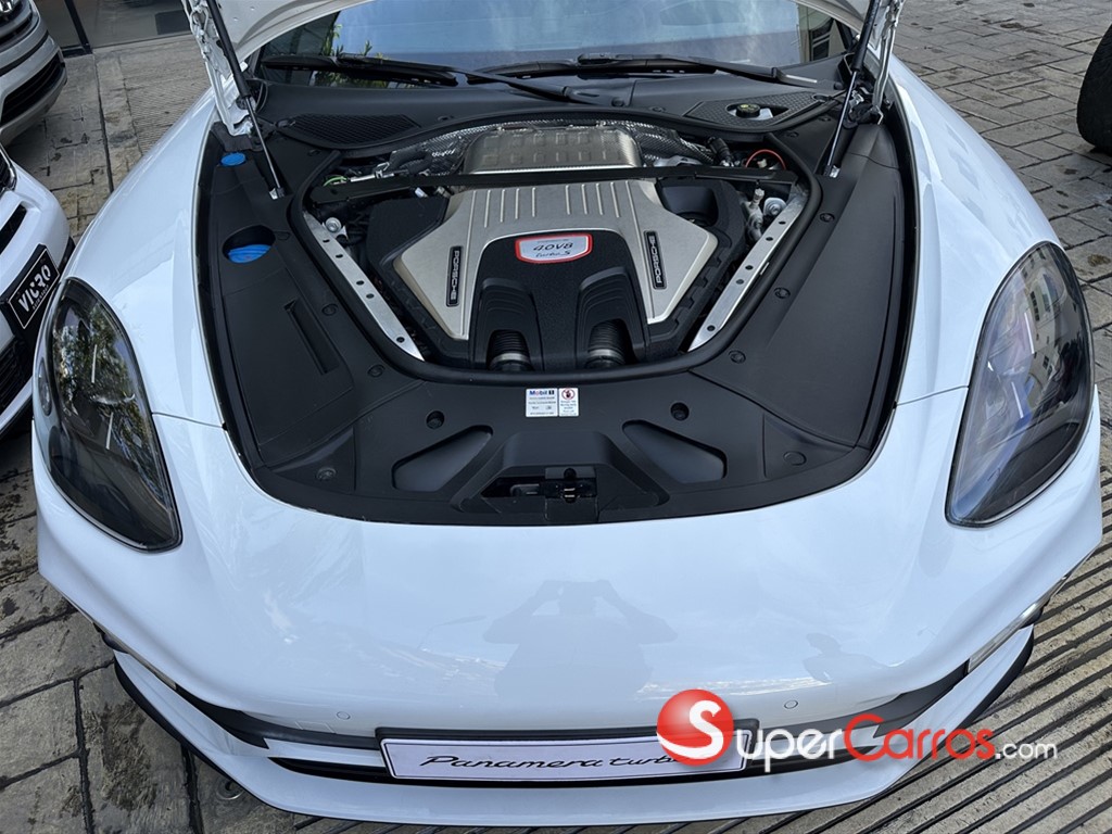 2022 Porsche Panamera Turbo S — foto 11 / 12