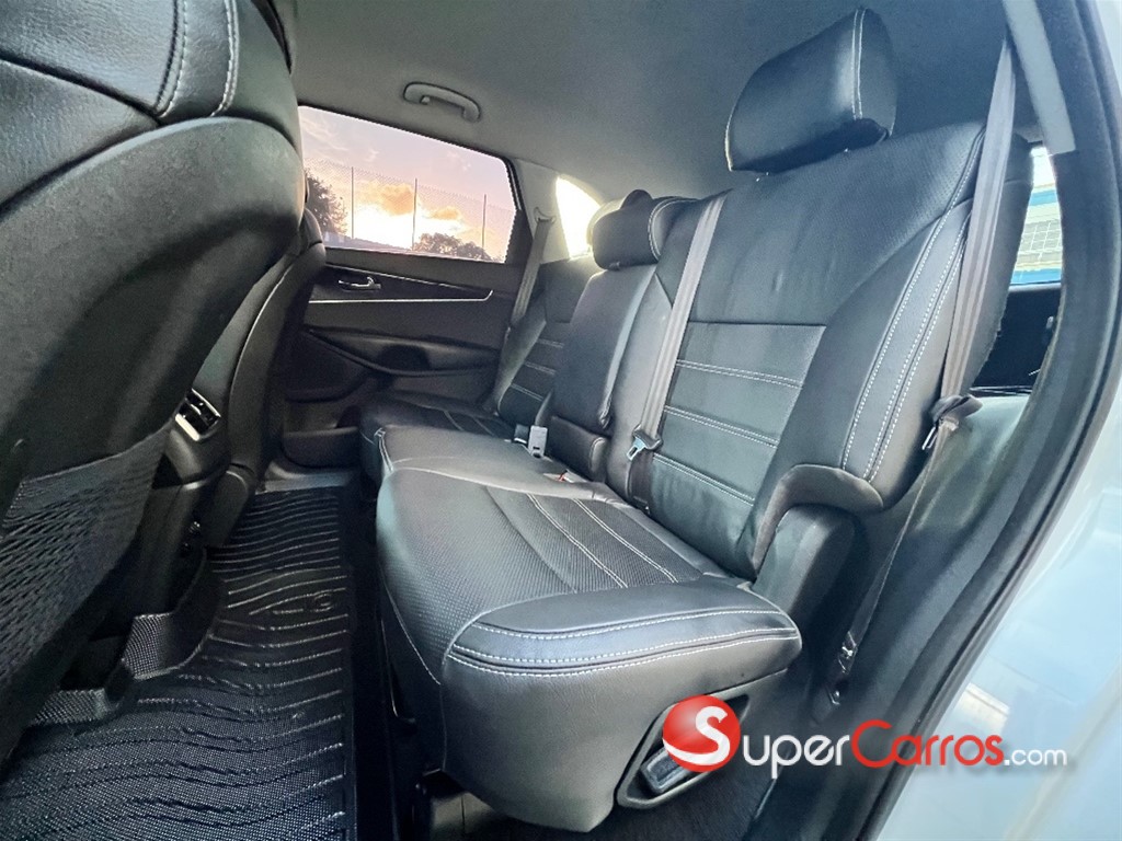 2020 Kia Sorento LX — foto 5 / 12