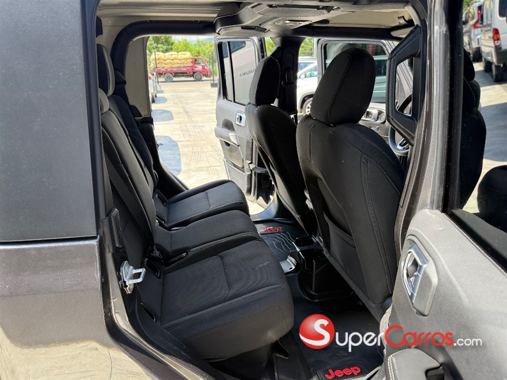 2023 Jeep Gladiator Overland — foto 3 / 8