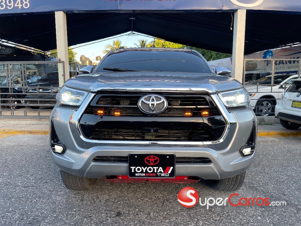 2023 Toyota Hilux SRV — foto 2 / 9