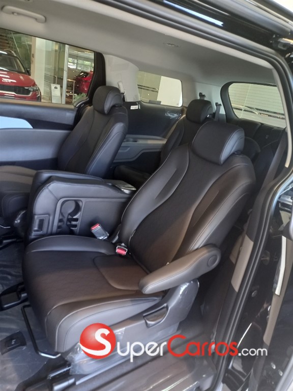 2026 Kia Carnival — foto 5 / 12