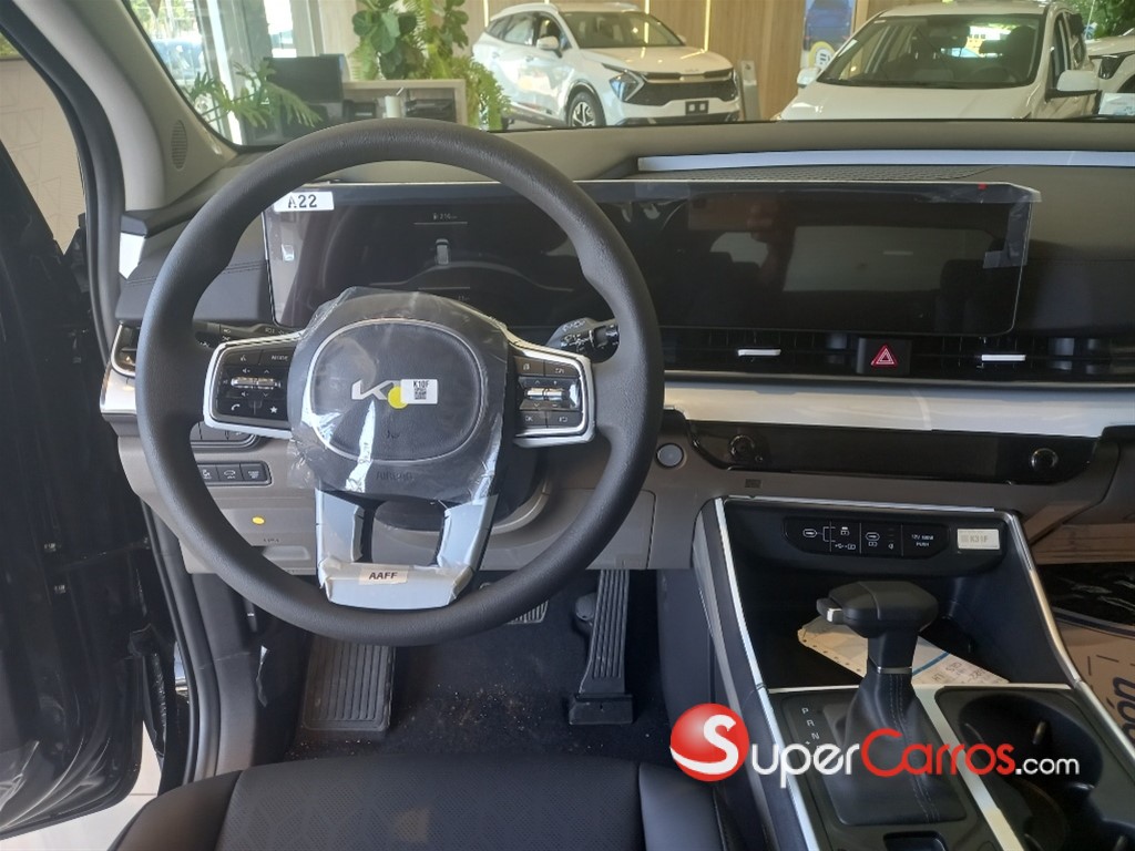2026 Kia Carnival — foto 9 / 12