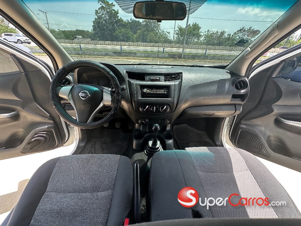 2018 Nissan Frontier NP300 — foto 8 / 10