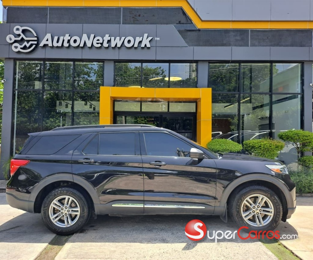2020 Ford Explorer XLT 4WD — foto 5 / 12