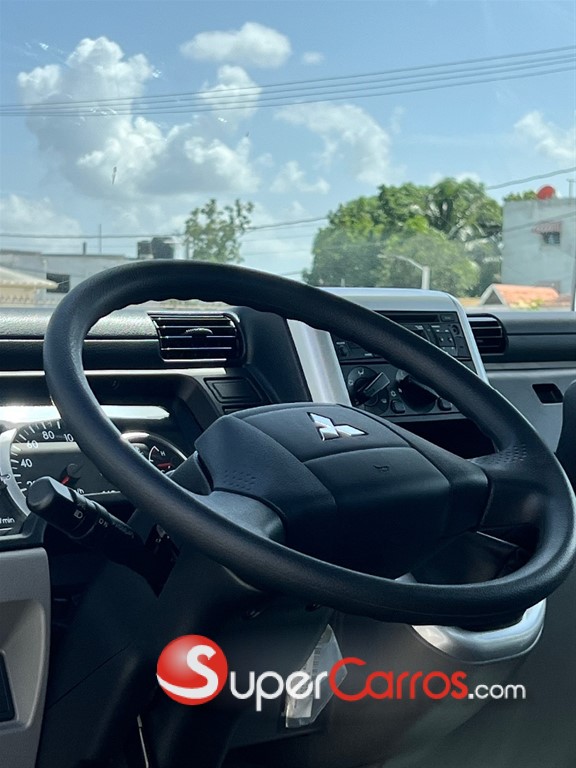 2026 Mitsubishi Motors Canter Cama 10 pies — foto 8 / 11