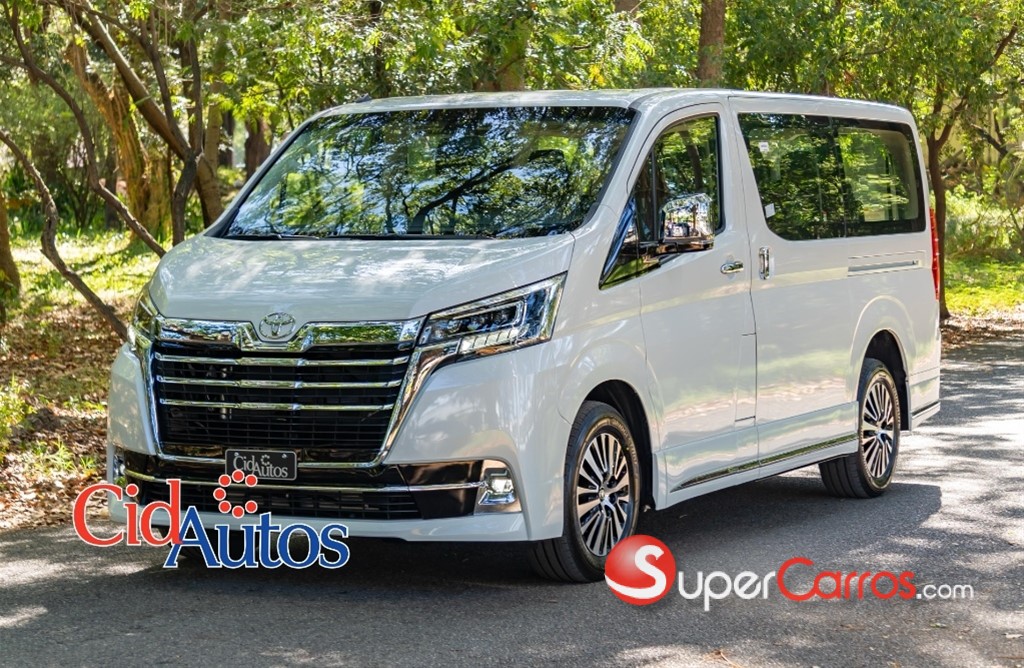 2026 Toyota Hiace VIP GL — foto 2 / 11