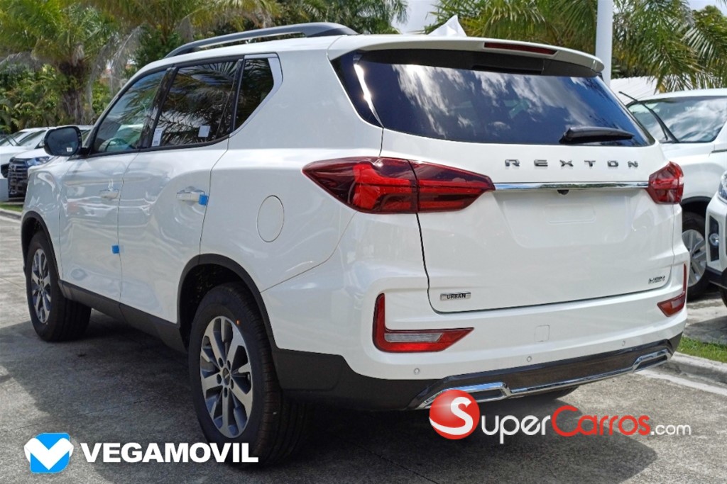 2026 KGM Rexton URBAN — foto 3 / 12