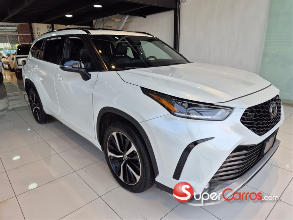2022 Toyota Highlander XSE