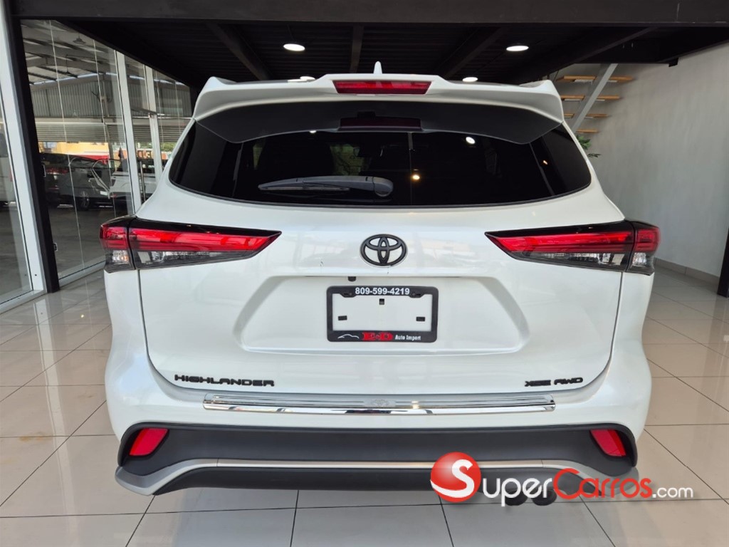 2022 Toyota Highlander XSE — foto 10 / 12