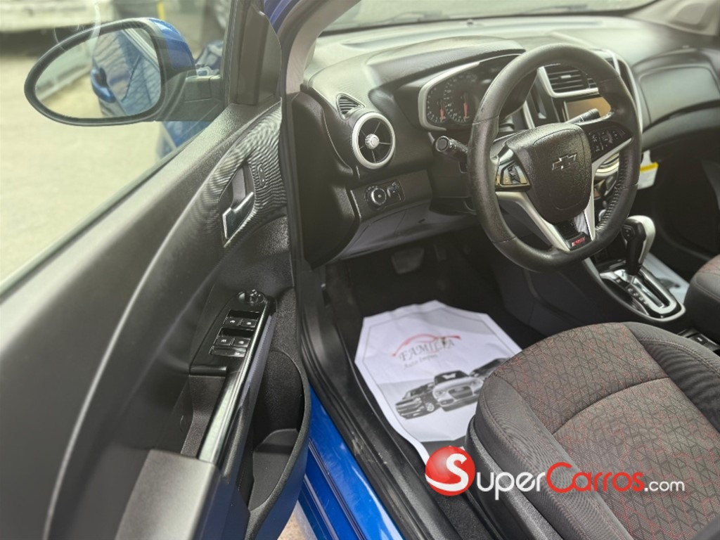2020 Chevrolet Sonic RS — foto 9 / 11