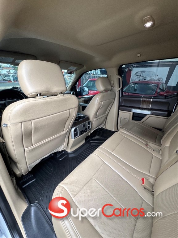 2020 Ford F 150 Lariat Ecoboost — foto 11 / 12