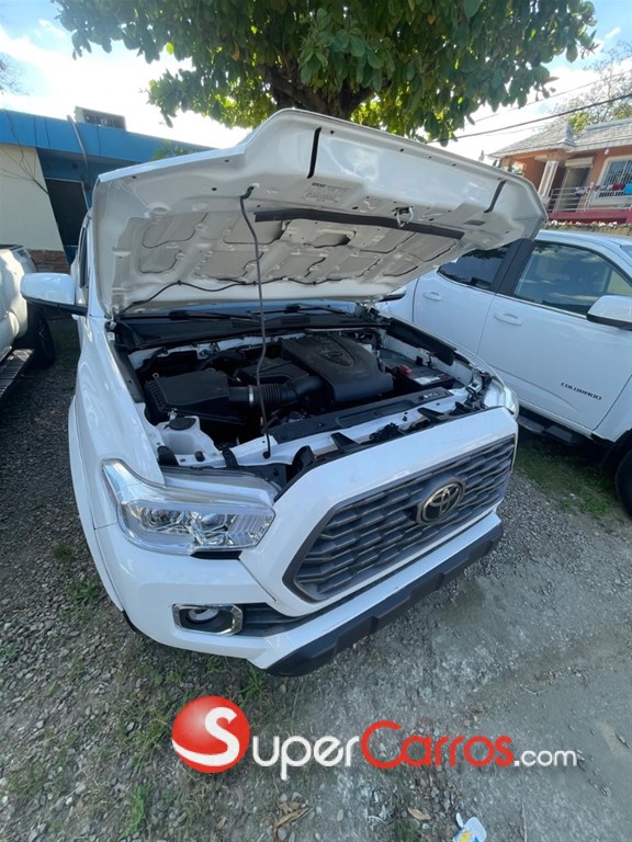 2018 Toyota Tacoma TRD SPORT — foto 3 / 10