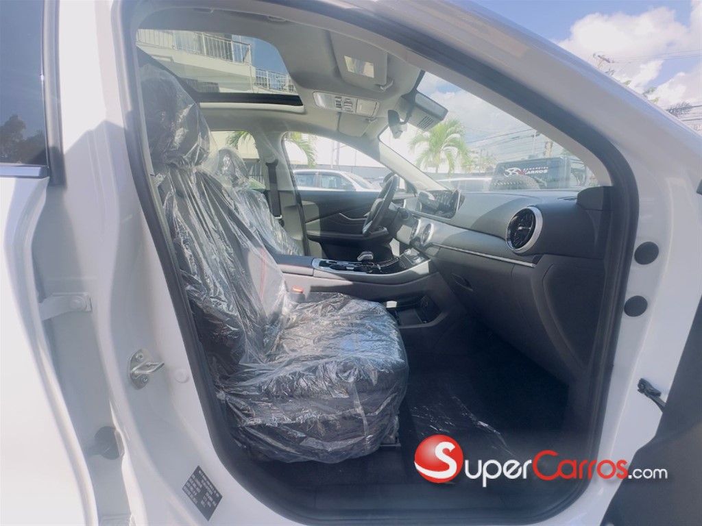 2027 Forthing EVO T5 — foto 9 / 12