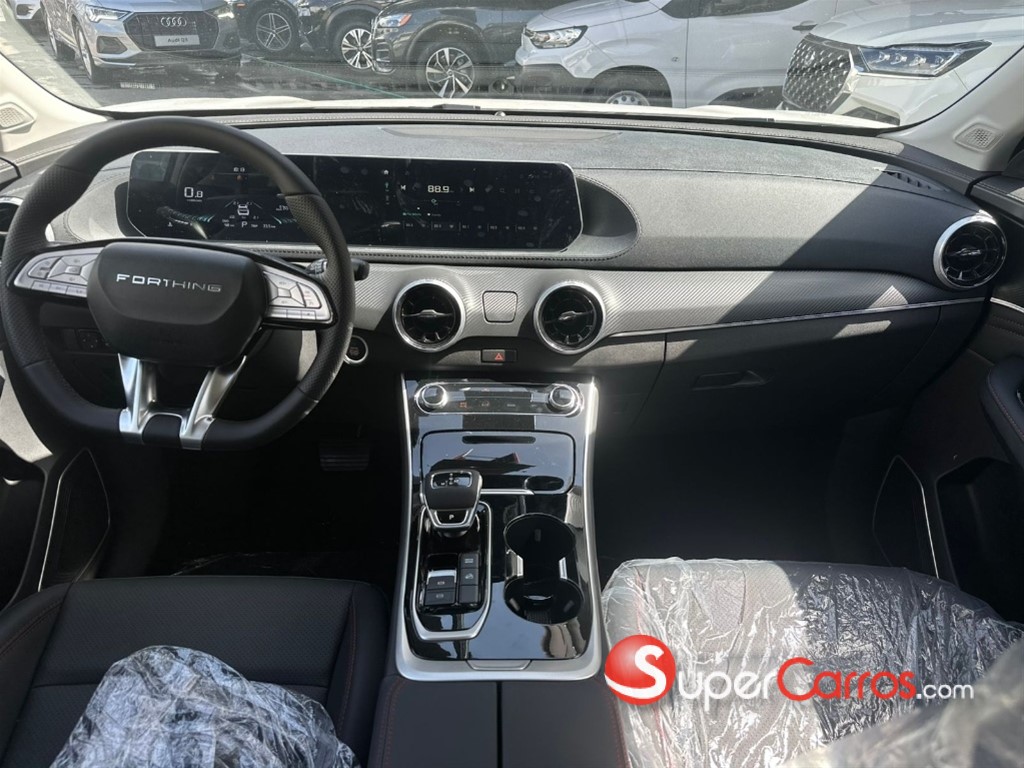 2027 Forthing EVO T5 — foto 11 / 12